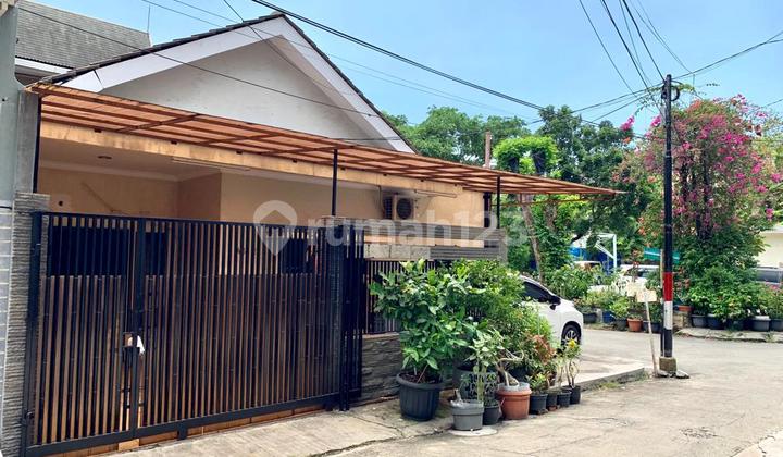Rumah 1.5 lt, 10.5 x 15 di Muara Karang