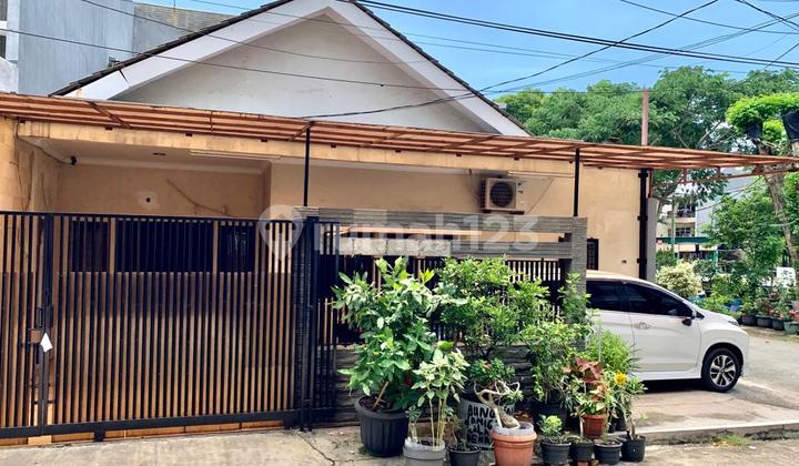 Rumah 1.5 lt, 10.5 x 15 di Muara Karang 2