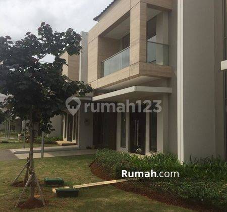 Disewakan Cepat Dan Murah Rumah 10x15 Golf Island, Pik. Dekat Taman, Strategis. 2 Lantai. 1