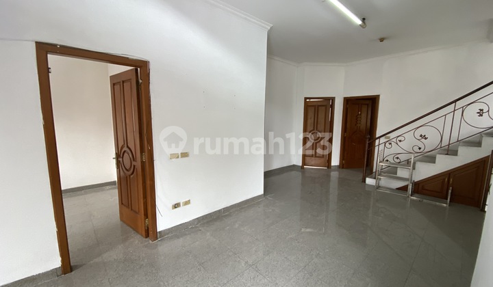 Rumah Siap Huni baru Renovasi Di Tomang Central 2