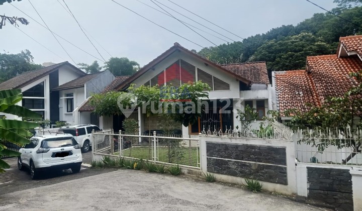 Rumah Nyaman sebagai tempat tinggal, Ciumbuleuit