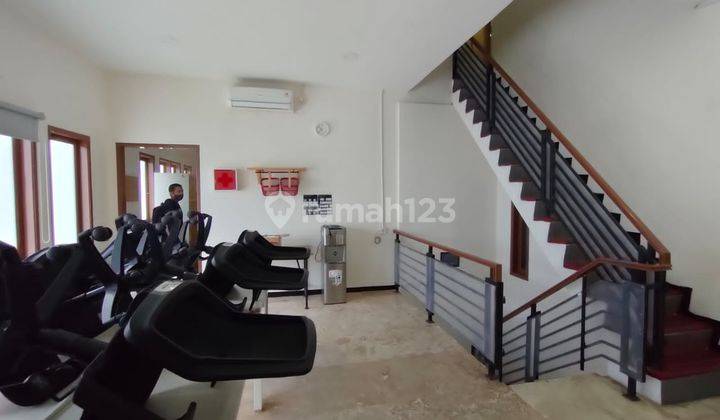 Rumah siap huni di area segitiga emas jakarta selatan 1