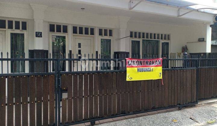 Rumah siap huni terawat di cempaka putih 1