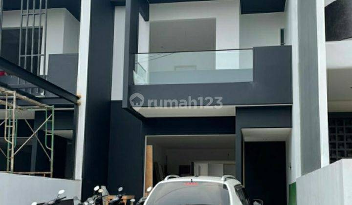 Rumah baru 2 lantai di jati bening Bekasi Jawa barat 1