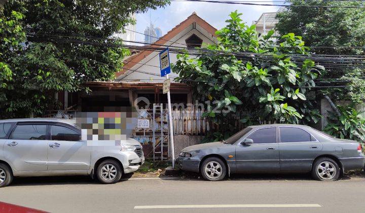 Dijual rumah tua hitung tanah di Kebon Kacang  2