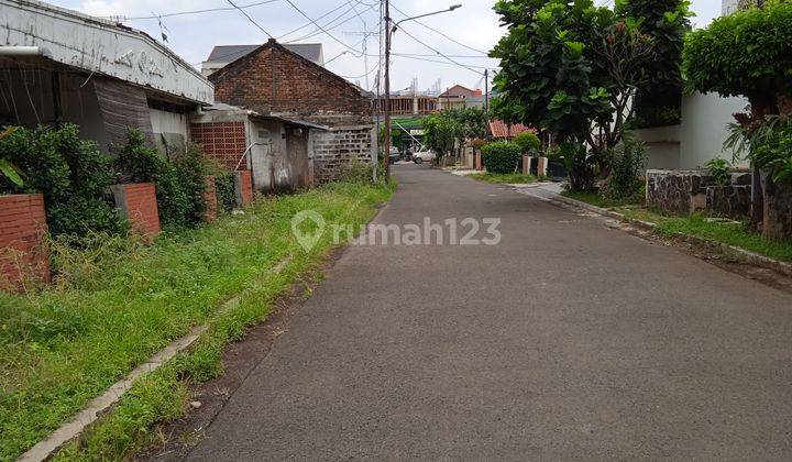 Lokasi strategis dalam komplek nyaman dan tenang 2