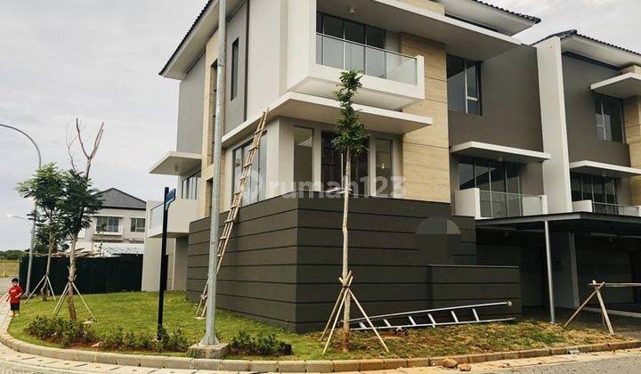 Rumah Golf Island Type Maple Hoek Lokasi Bagus 1