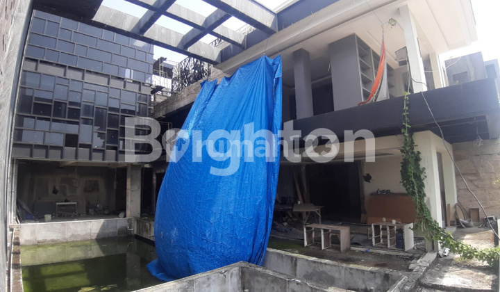 Pakuwon City. Elegant Luxury New House. Full Marble House. Palm Beach 2