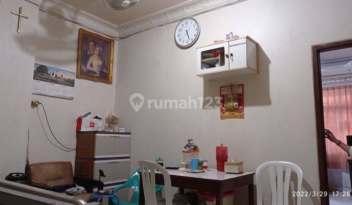 Rumah Mangga Besar  4x14, hadap Selatan 2