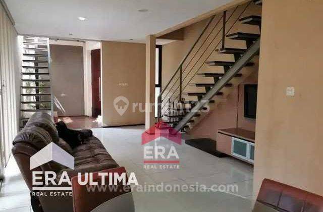 Rumah Mewah Desain Modern Terawat di Dago 1