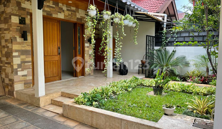 Dijual Rumah Cantik Siap Huni, Di Lingkungan Yanga Aman Dan Nyaman