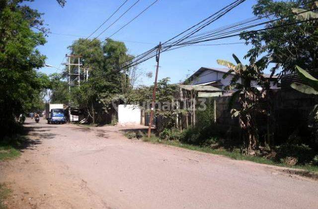 Gudang Ada Bangunan Gudang Tuaiskandar Muda Dekat Pintu M 1 Bandara Tangerang 2