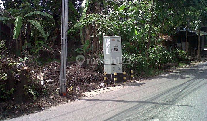 TANAH PINGGIR JALAN CIGADUNG SAYAP DAGO BANDUNG 1