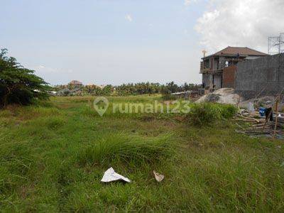 BEAUTIFUL LAND LOCATED IN EXLUSIVE AREA OF CANGGU 2