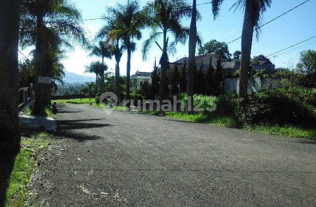 Tanah Cocok Untuk Rumah Tinggal, Villa Lingkungan Sejuk, Asri Rp. 2.750.000/m²