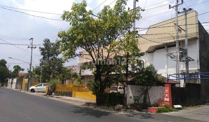 Rumah dan gudang strategis pusat kota di jalan setiabudi solo 1