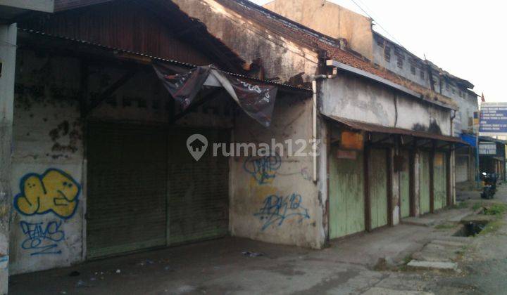 Rumah Hitung Tanah di Jalan Raya Jamblang, Cirebon 1