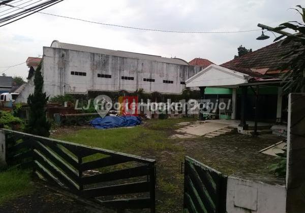 Bonus Land with House in a Strategic Location on Jalan Nasional Semarang Atas 2538 2