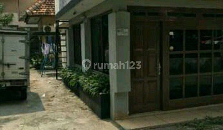 Rumah Tua Hitung Tanah, Jalan Depan 4 Mobil Lebih , Matraman. 2