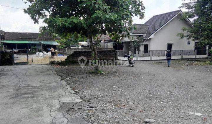 Tanah Hook Utara Merapi View di Kaliurang Km 9 2