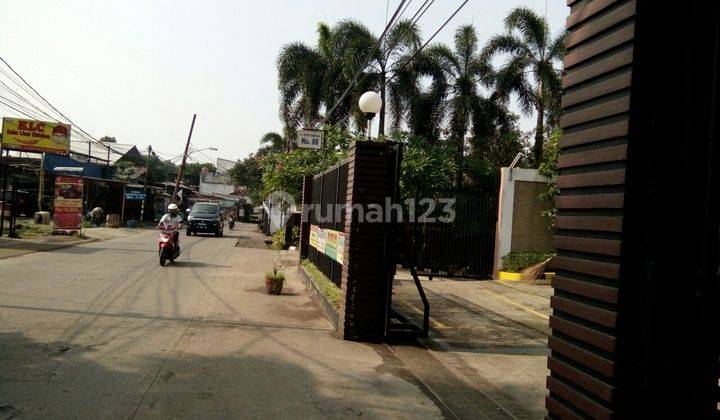 lahan + bangunan  dipingir jalan raya putri tunggal 700 meteer dari pintu tol Cibubur dan stasiun LRT Cibubur 2