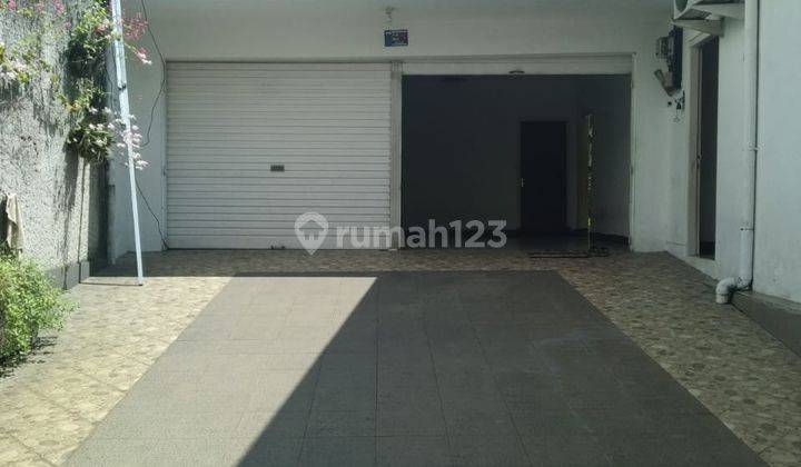 Rumah Tua HANYA HITUNG TANAH di Jln Bank Kebayoran Baru Jakarta Selatan LT : 760 m2 1