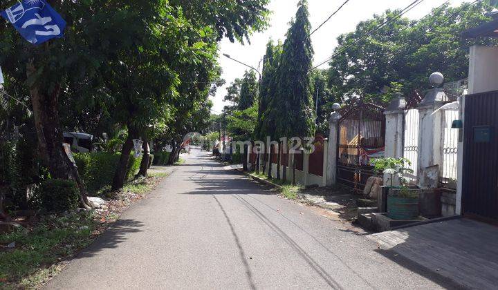 Tanah 220m2 Dalam Komplek Di Jakarta Selatan. 2