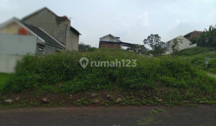 Tanah Minimalis di lokasi yang sejuk dan nyaman Cluster Edelweiss Regensi Komplek Cipageran Asri 1