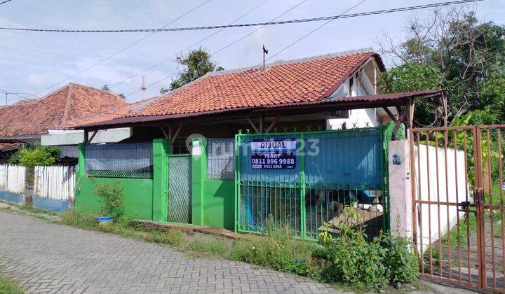 Rumah tua hitung tanah saja di Jl. Benteng Makassar, Tangerang Kota 1