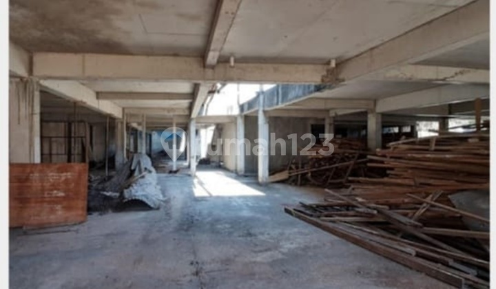 Tanah dan bangunan.x.duren tiga , Jakarta Selatan.