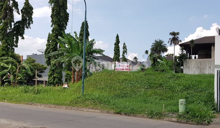 Setraduta main road, 15 million per meter, very exclusive and strategic. Setraduta main road, 15 million per meter, very exclusive and strategic.