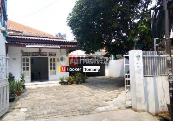 RUMAH TUA hitung tanah Lokasi strategis di h sabeni Tanah Abang Jakarta Pusat 1