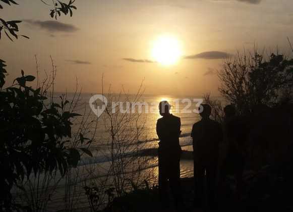 Tanah Tebing dengan view unblock di Pantai Melasti Ungasan Bali
