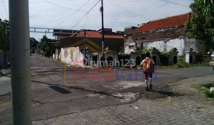 Tirtoyoso, Semarang Tengah (Yl1269) Tengah kota, posisi hook, akses mudah, dekat sekolahan, jalan lebar, bebas banjir 1