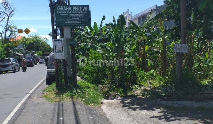 Tanah di jalan utama gunung sangian sebelah kalam Kudus 1