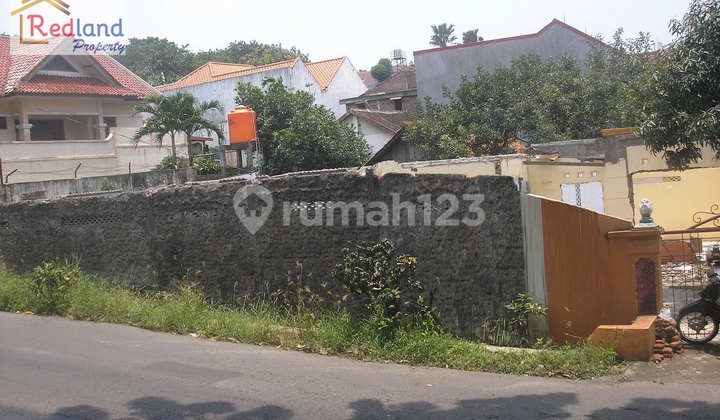 tanah daerah atas papandayan sangat bagus lingkungan dan view nya. 2