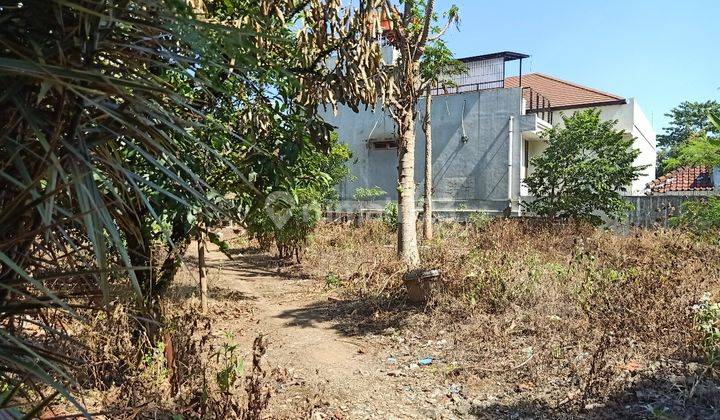 Tanah matang perbatasan Setraduta, bs dibangun bbrp rumah & bs utk kost an 1