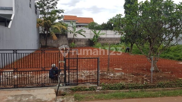 Murah, Bagus, SHM, Tanah Siap Bangun Dekat POM Bensin Kesehatan, Jaksel