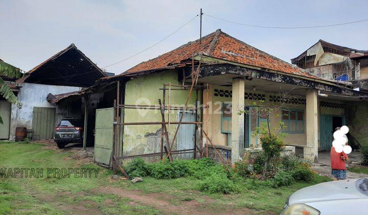 Rumah Bangunan Tua di Matraman, Jakarta Timur 2