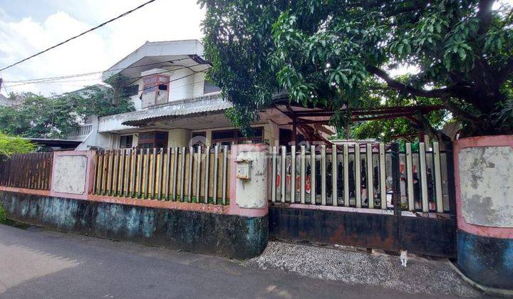 Rumah Tua Hitung Tanah di Pejaten Barat 1