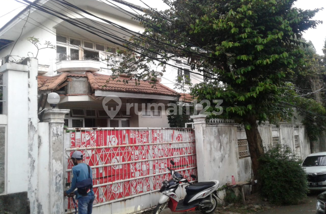 Tanah dengan Lokasi Terstrategis Tanah dengan Lokasi Terstrategis