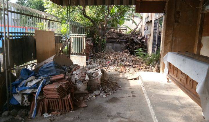 RUMAH TUA HITUNG TANAH DI DAERAH CIDENG JAKARTA PUSAT 1