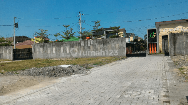 Tanah bagus siap bangun di perumahan cluster Colomadu Solo 1