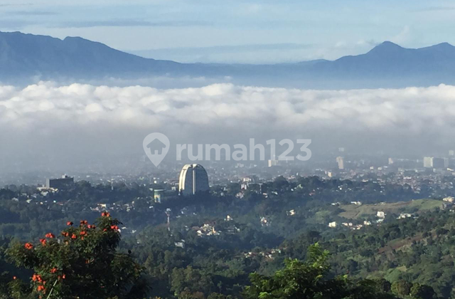 Tanah padat di Jl. Sukamukti, Lembang dengan pemandangan yang sangat indah Tanah padat di Jl. Sukamukti, Lembang dengan pemandangan yang sangat indah