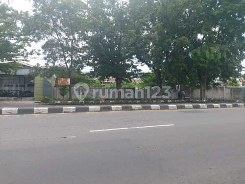 Tanah sangat strategis di jalan adi sucipto jajar solo 2