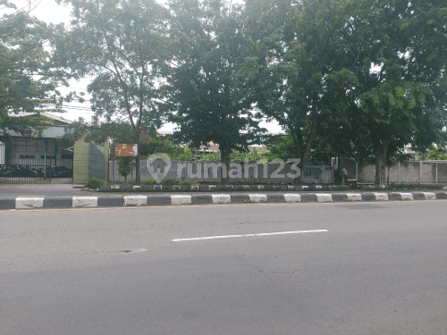 Tanah sangat strategis di jalan adi sucipto jajar solo 1