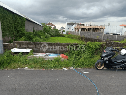 Tanah lokasi strategis luas 560m2, cocok untuk gudang 1