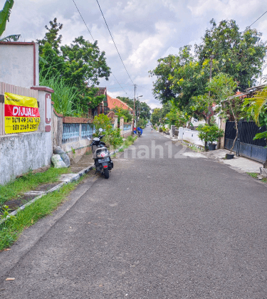 Tanah beserta bangunan di kota area Kraton, Patehan 2