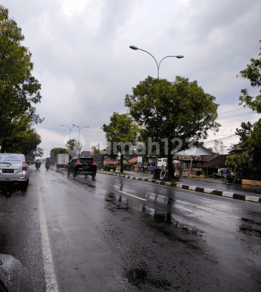 Tanah strategis tepi jl raya Adisucipto jogja 2