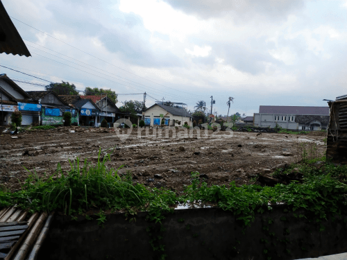 Tanah strategis tepi jl raya Adisucipto jogja 1